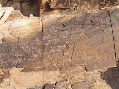 اكتشاف رسومات صخرية عمرها 2600 سنة شمال غربي الصين
