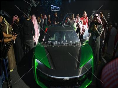 صور| تعرّف على مواصفات «سيارة 2030» التي صُممت خصيصًا لـ«موسم الرياض»