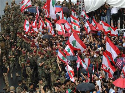 الجيش اللبناني: نحترم حرية التظاهر ونحذر من قطع الطرق