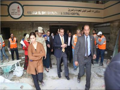 وزير التعليم العالي يتفقد أعمال التطوير بمستشفى الاستقبال والطوارئ بقصر العيني
