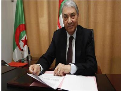 المرشح الجزائري « بن فليس» يرحب بالرفض الشعبي للتدخل الأجنبي في شؤون البلاد