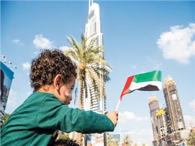 الإمارات تخصص 10 وجهات للاحتفال بيومها الوطني