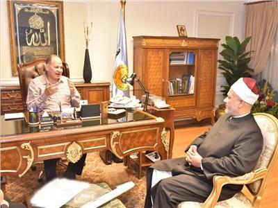 محافظ أسيوط يلتقي وكيل وزارة الأوقاف ويؤكد على أهمية تجديد الخطاب الديني