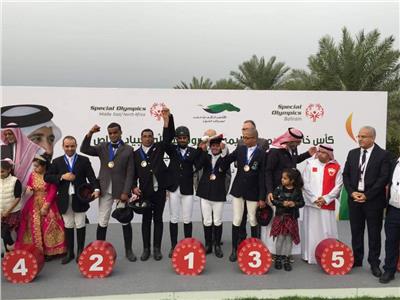 5 ميداليات متنوعة لفرسان الأوليمبياد الخاص المصري بكأس الشيخ خالد بن حمد بالبحرين