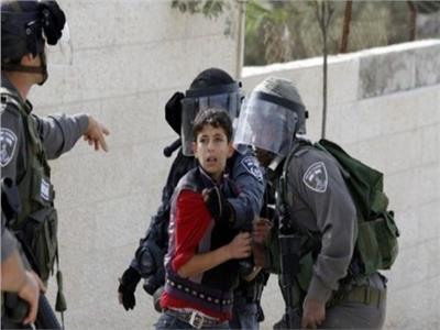 معتقل فلسطيني قاصر يروي تفاصيل تنكيل الاحتلال الإسرائيلي به خلال اعتقاله