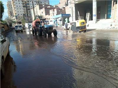 توقف الصيد وانقطاع الكهرباء بسبب الأمطار في كفر الشيخ