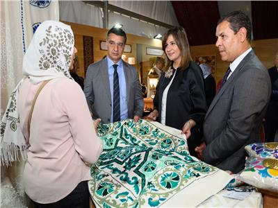 جهاز تنمية المشروعات يقيم معرضا للمنتجات اليدوية والتراثية المصرية