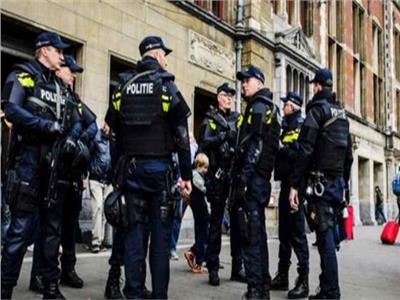 شرطة هولندا: مرسل الطرود المتفجرة مبتز طلب دفع أموال