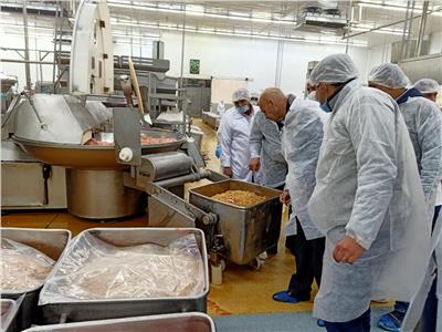 حملة مكبرة علي مصانع تعبئة المواد الغذائية والمجازر بالعاشر من رمضان