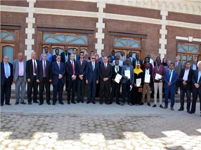 تكريم 20 دارس من 5 دول أفريقية في مجال هندسة الهيدروليكا 