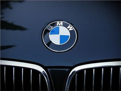 بسبب «كورونا».. «BMW» تغلق مصانعها لمدة شهر 