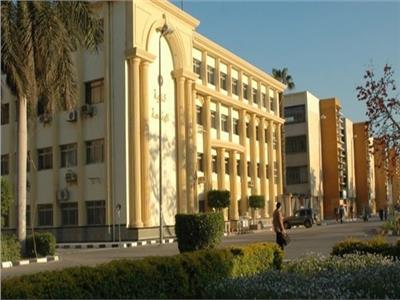 جامعة المنصورة تبدأ العمل بنظام العيادة الالكترونية  