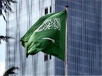 السعودية| استمرار تعليق العمل في جميع الجهات الحكومية والخاصة لحين إشعار آخر 