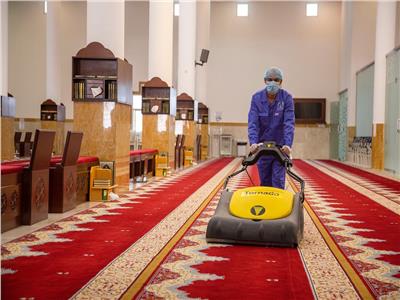 انتهاء المرحلة الأولى من تعقيم ونظافة المساجد بالسعودية