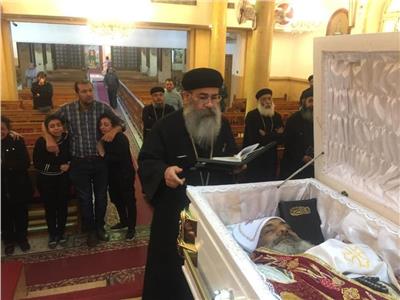وفاة القمص بنيامين فؤاد كاهن كنيسة العذراء والمجدلية بشبرا الخيمة