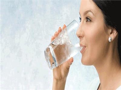 نصيحة غالية| الإكثار من شرب الماء يحميك الإصابة بفيروس كورونا