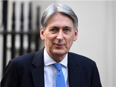 وزير بريطاني سابق: علينا وضع خطة لإنقاذ الاقتصاد من «كورونا»