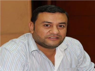 الصحفيين العرب ينعي وفاة الصحفي محمود رياض بوباء الكورونا