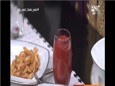 سفرة رمضان| فيديو.. طريقة عمل «سموزي فراولة بلون البنجر»