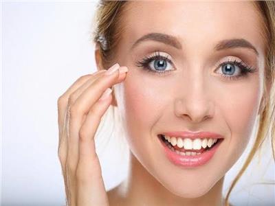 «حقن الوجه» بحمض الهيالورونيك علاج طبيعي وآمن 