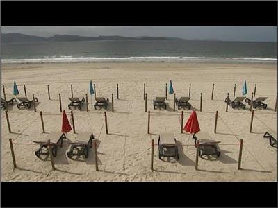 فيديو| استعدادا للصيف.. تخفيف قيود الإغلاق على الشواطئ الإسبانية واتخاذ التدابير الاحترازية 