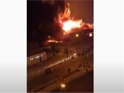 فيديو .. اللحظات الأولى لحريق «مصنع بالعبور»