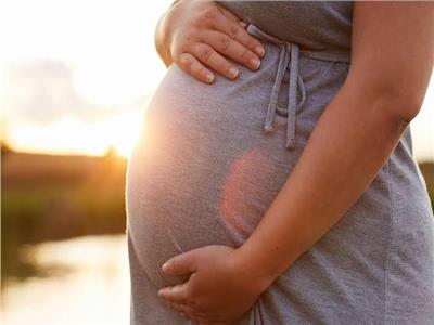 الصحة العالمية تحذر من خطر الإصابة بكورونا للحامل