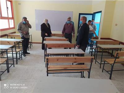 نائب محافظ القاهرة يتفقد مدارس مصر الجديدة استعداداً لامتحانات الثانوية العامة