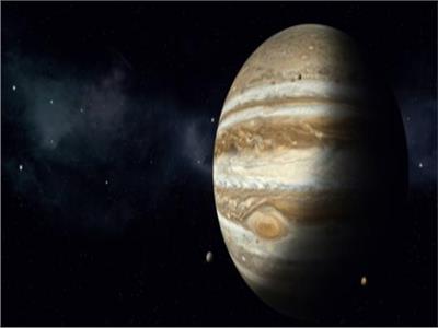 فلكيون: اكتشاف أضخم كوكب صخري في الكون