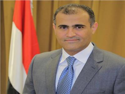 وزير الخارجية اليمني يبحث مع نظيره الكويتي العلاقات الثنائية ومستجدات عملية السلام