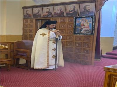  كنيسة سانت تريز بالمحلة الكبرى تستقبل النائب البطريركي  