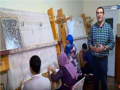 فيديو| بيت لمكفوفي البصر في الإسكندرية لتعليمهم عددا من الحرف "مجانا"