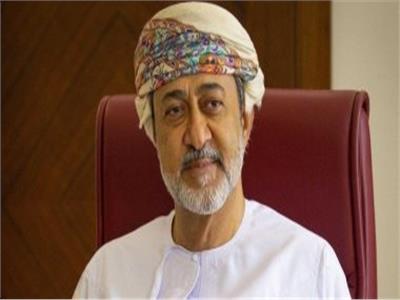 سلطان عُمان يصدر عدة مراسيم لبناء نظام جديد للجهاز الإداري للدولة