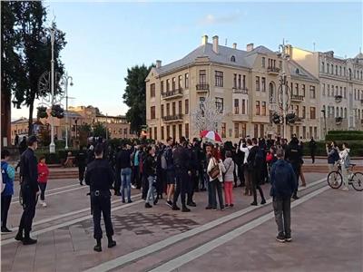 شرطة بيلاروسيا تعتقل طلابا جامعيين نظموا مظاهرات دون تصريح