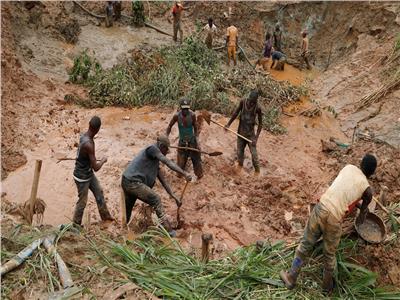 كارثة في الكونغو.. منجم ذهب يقتل 50 شخصا