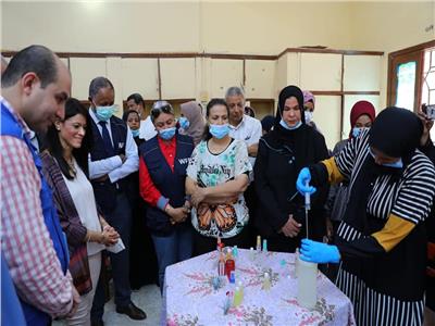 صور«المشاط»: المدارس الذكية بصعيد مصر نموذج للتعاون الفعال مع شركاء التنمية