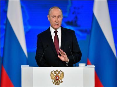 بوتين: فترة «كورونا» في روسيا تمر بليونة ويُسر أكثر من الدول الأخرى