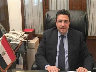 سفير مصر بالكويت يكرم أبناء الجالية أوائل الثانوية