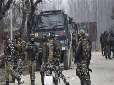 الجيش الهندي يتهم باكستان بانتهاك وقف إطلاق النار بكشمير