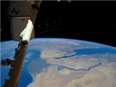 رائد الفضاء البريطاني ينشر صورة جديدة لمصر