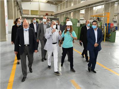 صور| «وزير الدولة للإنتاج الحربي» يتفقد شركة أبو زعبل للصناعات المتخصصة