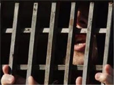 تجديد حبس ضابطي الشرطة «المزيفين» بحلوان 15 يوماً
