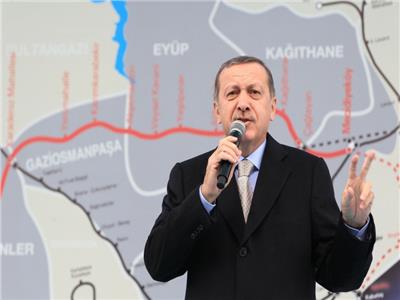 أردوغان يُفلس تركيا من أجل «قناة اسطنبول».. والمعارضة تنتقد المشروع