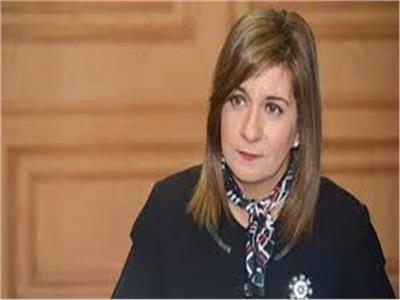 وزيرة الهجرة : التعدي على طبيبة مصرية بالكويت «عمل فردي»