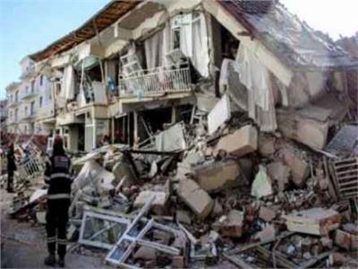 عاجل | مقتل 4 أشخاص وإصابة 120 في زلزال «إزمير» بتركيا 