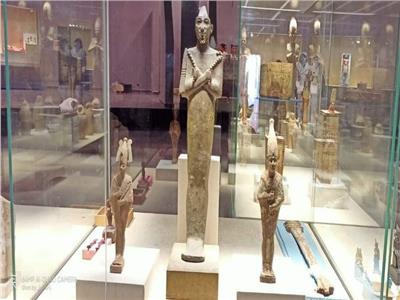 «العناني» يستعرض إنجازات الدولة في تطوير المتاحف والمناطق الآثرية