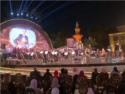 صور | الأردني وحيد ممدوح يفتتح خامس ليالي مهرجان الموسيقى العربية