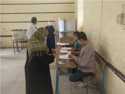 انتخابات النواب 2020| بعد الراحة.. لجان المعصرة تستقبل الناخبين 