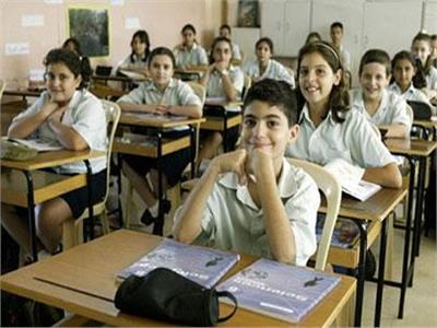 خاص| التربية والتعليم: معاملة المصريين للطلبة الوافدين من 4 دول