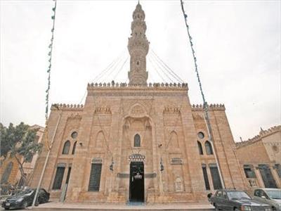 ضريح الإمام الشافعي.. أقدم قبة خشبية بنيت في مصر